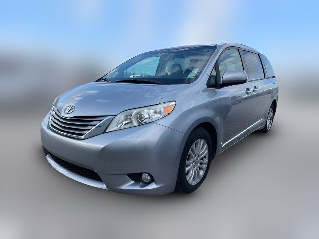 2015 Toyota Sienna XLE