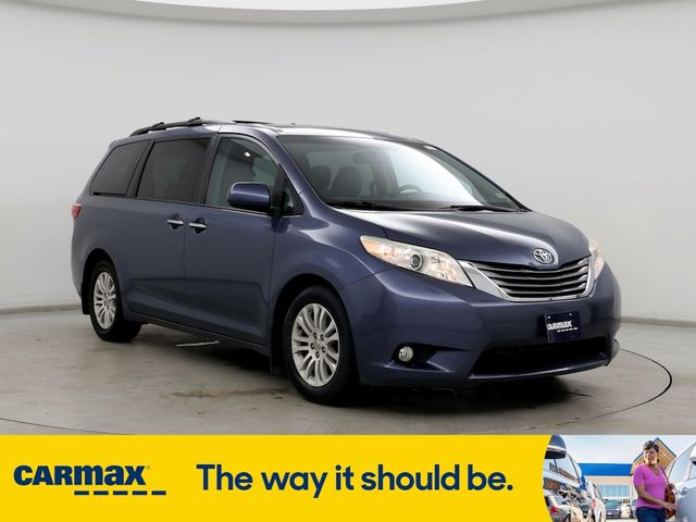 2015 Toyota Sienna XLE