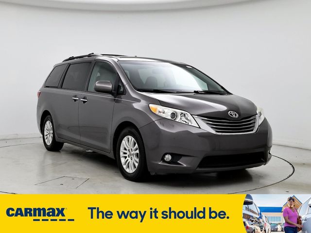 2015 Toyota Sienna XLE