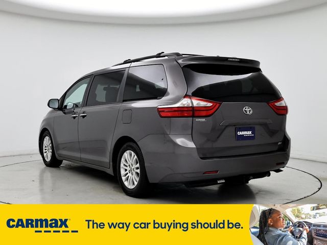 2015 Toyota Sienna XLE