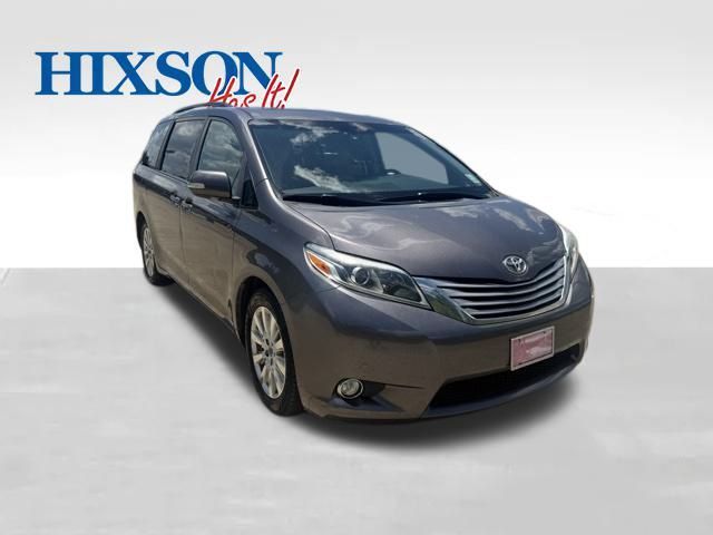 2015 Toyota Sienna XLE