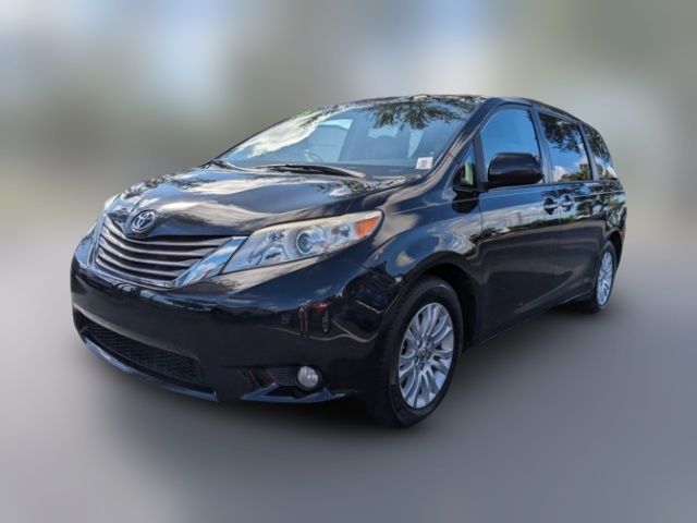 2015 Toyota Sienna XLE