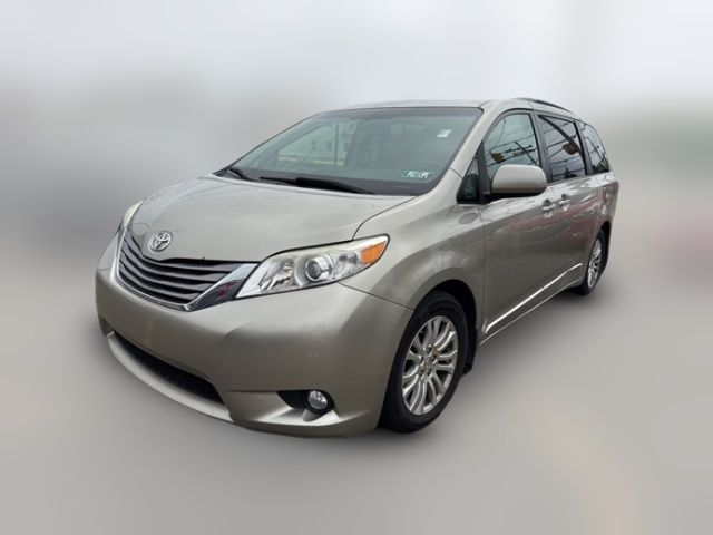2015 Toyota Sienna XLE