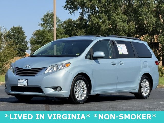 2015 Toyota Sienna XLE