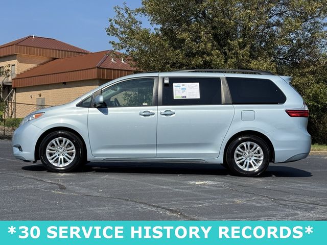 2015 Toyota Sienna XLE