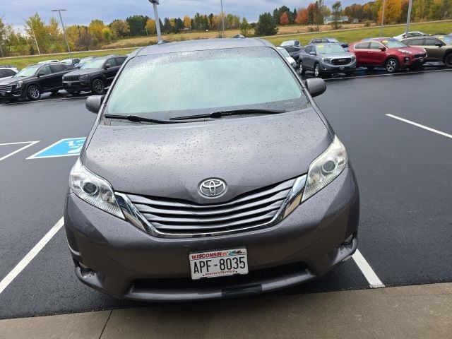 2015 Toyota Sienna XLE