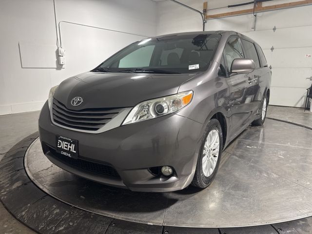 2015 Toyota Sienna XLE