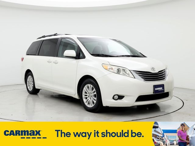 2015 Toyota Sienna XLE