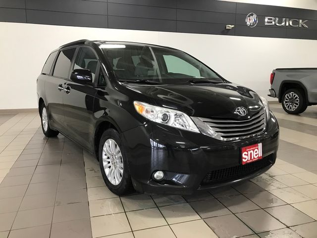 2015 Toyota Sienna XLE