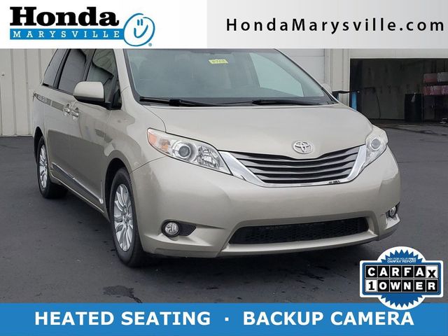 2015 Toyota Sienna XLE