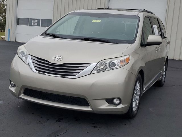 2015 Toyota Sienna XLE