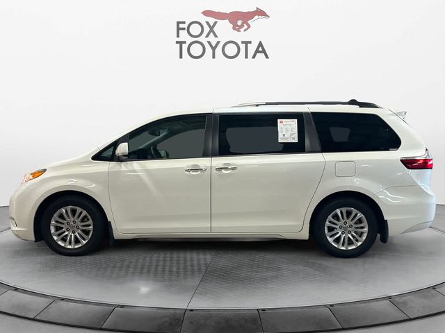 2015 Toyota Sienna XLE