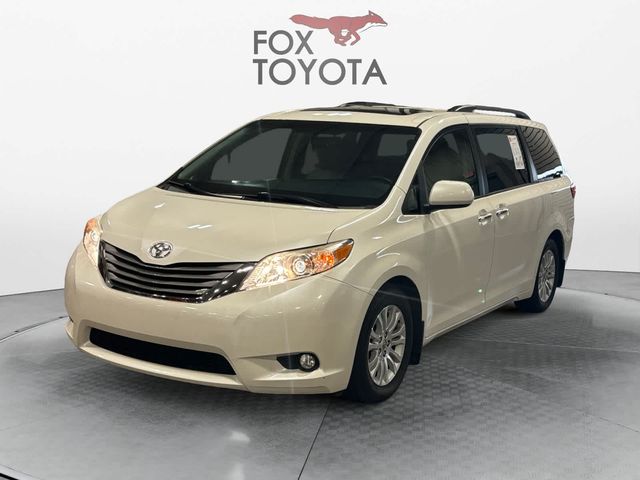 2015 Toyota Sienna XLE