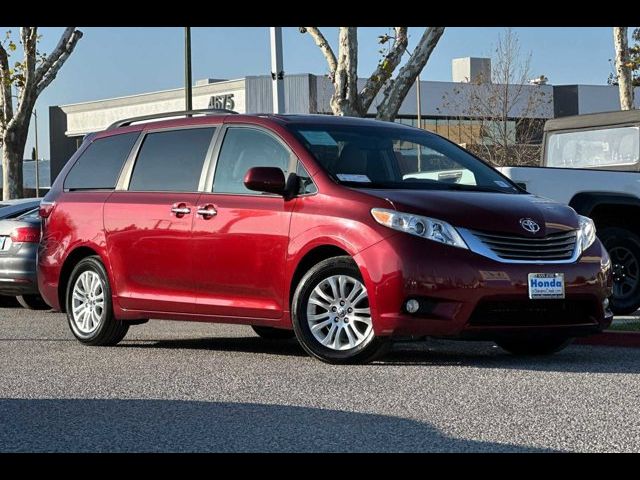 2015 Toyota Sienna XLE Premium