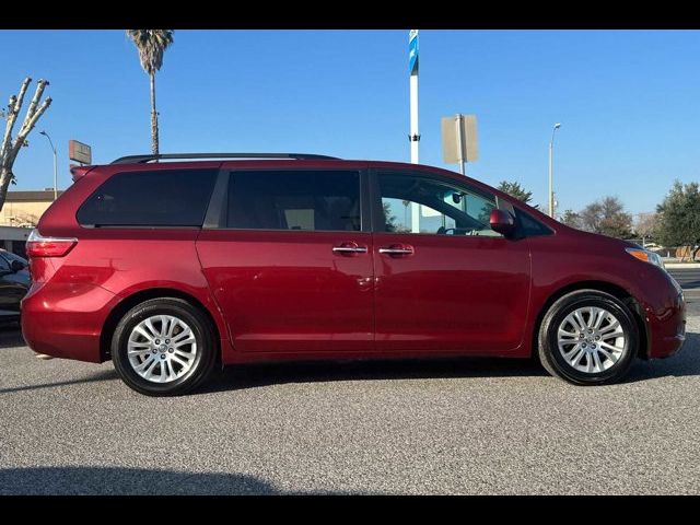 2015 Toyota Sienna XLE Premium