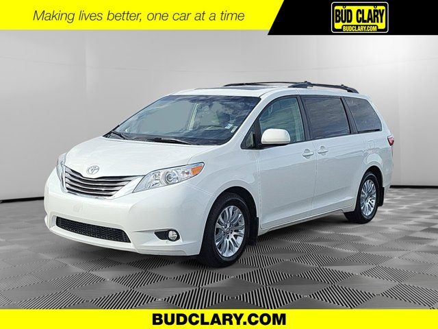 2015 Toyota Sienna XLE