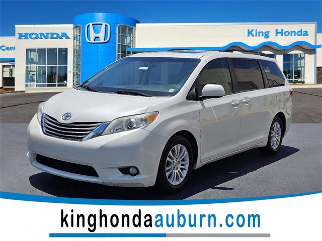 2015 Toyota Sienna XLE