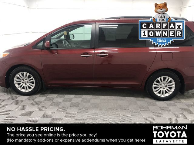 2015 Toyota Sienna XLE