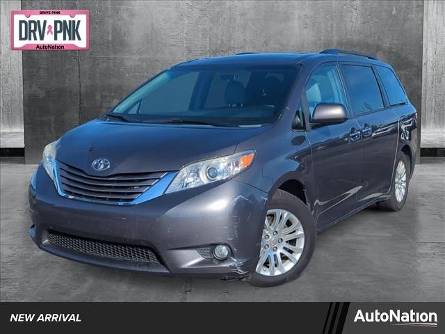 2015 Toyota Sienna XLE