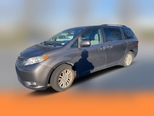 2015 Toyota Sienna XLE