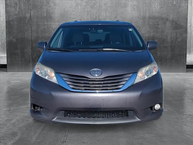 2015 Toyota Sienna XLE