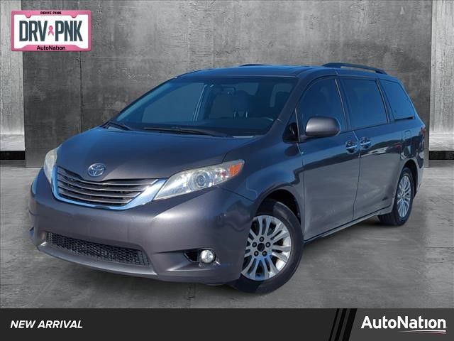 2015 Toyota Sienna XLE