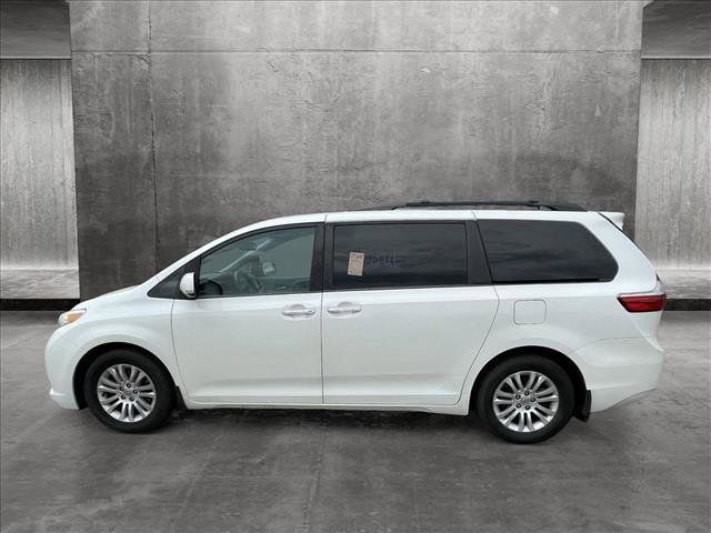 2015 Toyota Sienna XLE