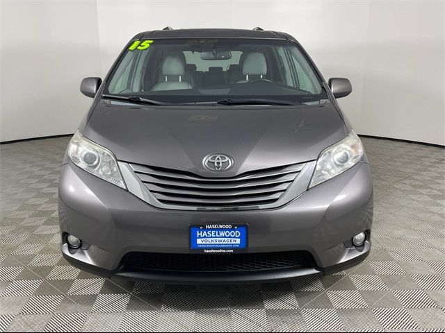 2015 Toyota Sienna XLE