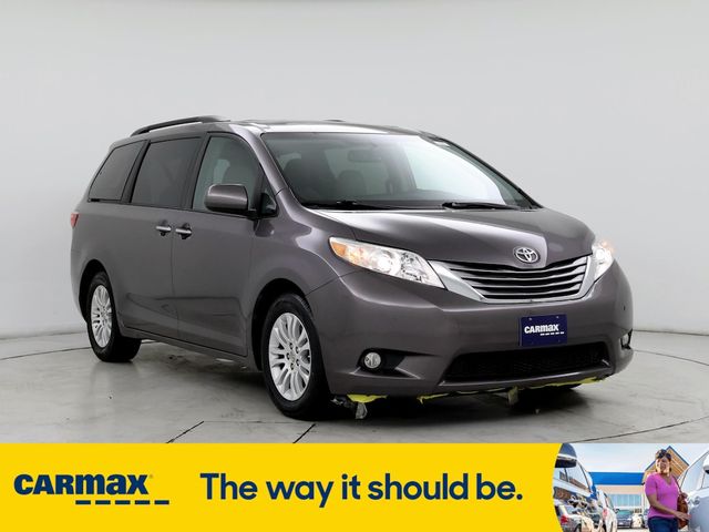 2015 Toyota Sienna XLE