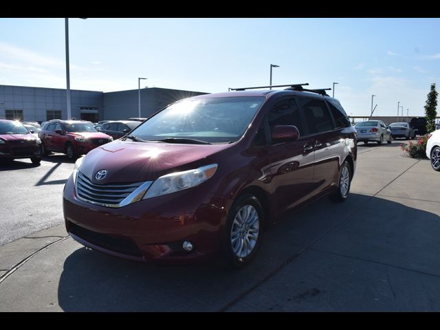 2015 Toyota Sienna XLE