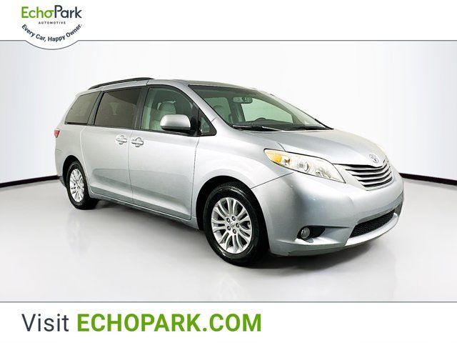 2015 Toyota Sienna XLE