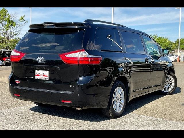 2015 Toyota Sienna XLE