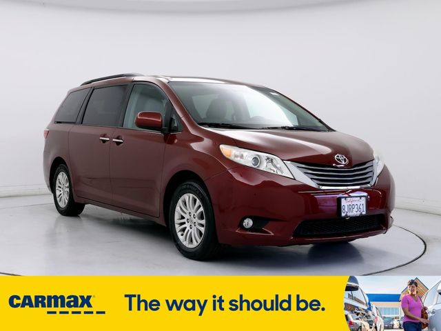 2015 Toyota Sienna XLE