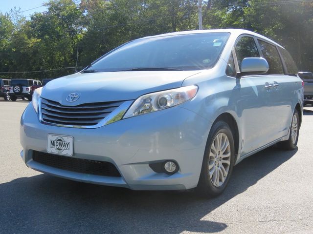 2015 Toyota Sienna XLE