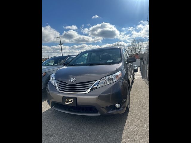 2015 Toyota Sienna 