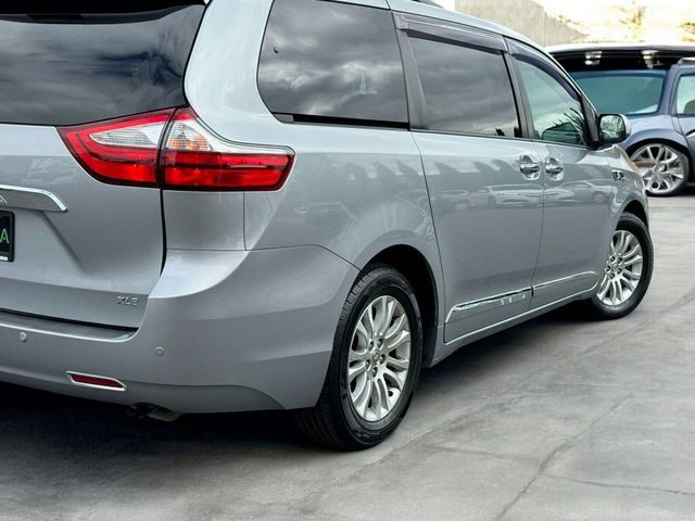 2015 Toyota Sienna XLE