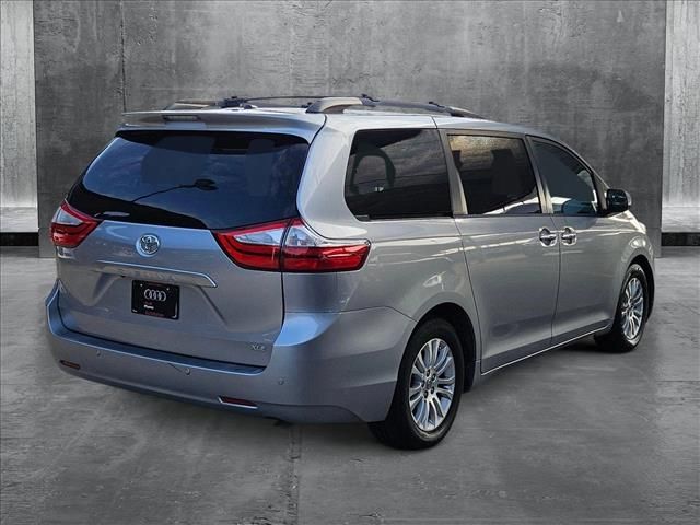 2015 Toyota Sienna XLE Premium