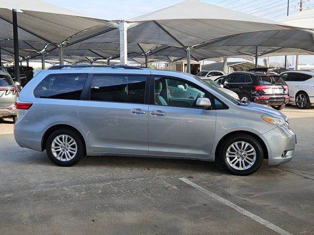 2015 Toyota Sienna XLE Premium