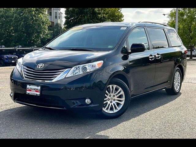 2015 Toyota Sienna XLE