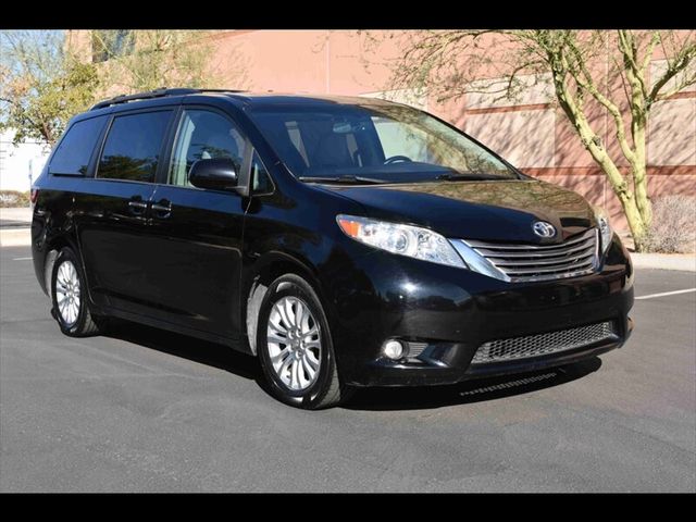 2015 Toyota Sienna 