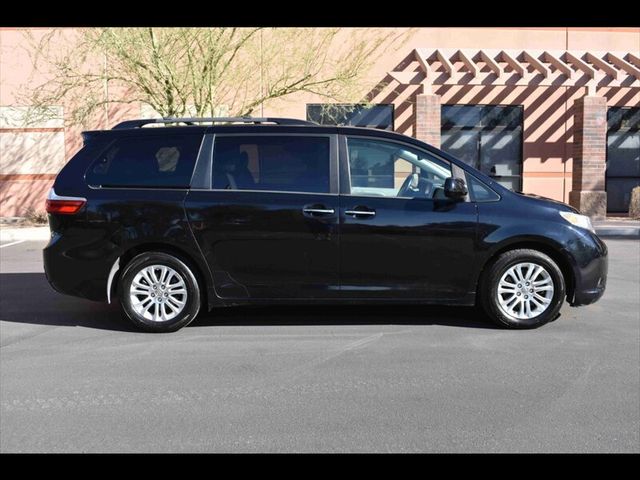 2015 Toyota Sienna 