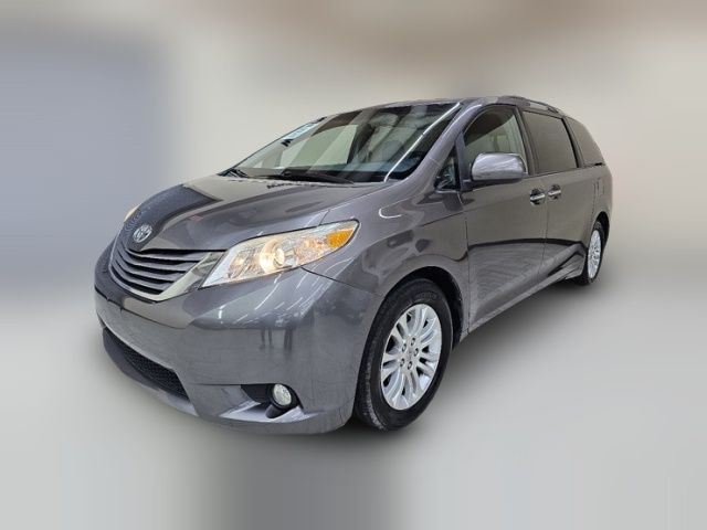 2015 Toyota Sienna 