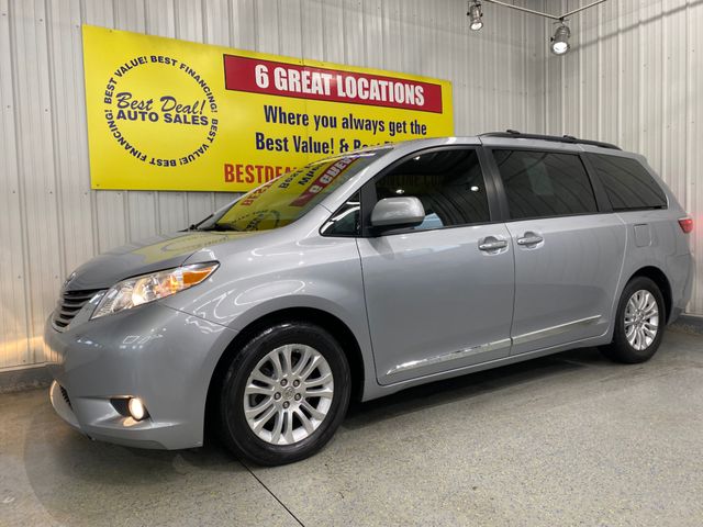 2015 Toyota Sienna 