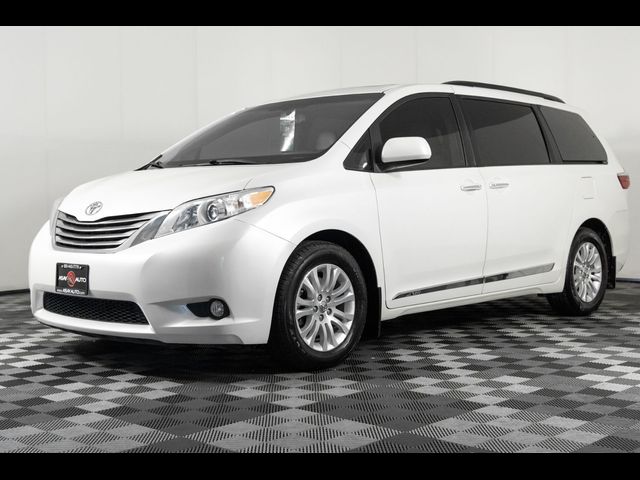 2015 Toyota Sienna 