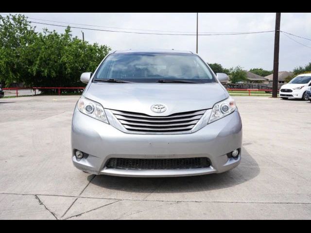2015 Toyota Sienna XLE
