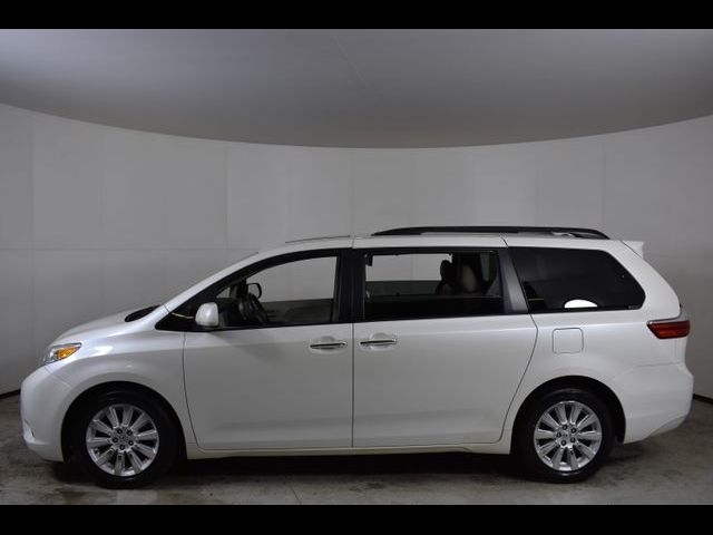 2015 Toyota Sienna XLE