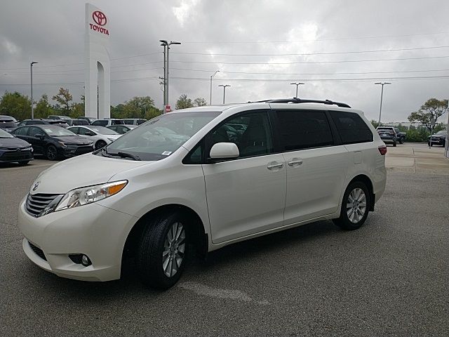 2015 Toyota Sienna XLE Premium