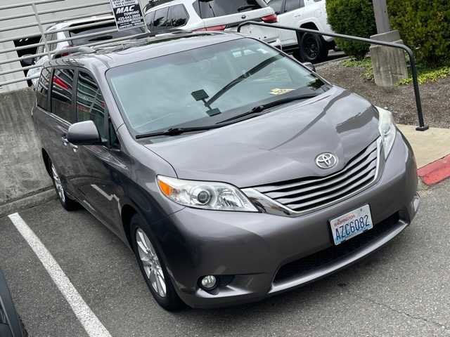 2015 Toyota Sienna XLE Premium