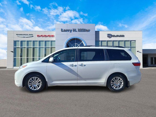 2015 Toyota Sienna XLE Premium