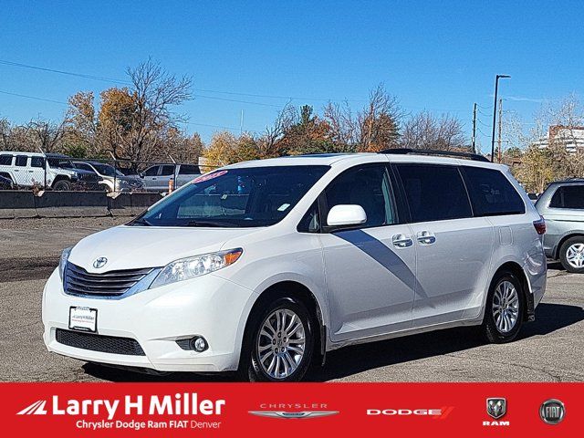 2015 Toyota Sienna XLE Premium